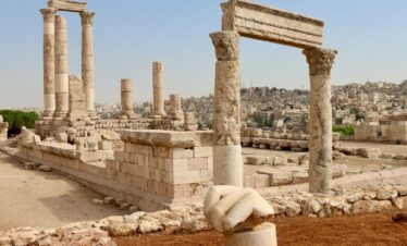 the ruins of the ancient city of palmyrate